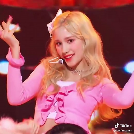 Kep1er Wa Da Da: K-Pop Dance Cover