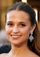 Alicia Vikander