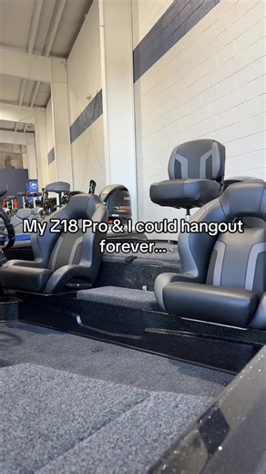 Anyone else? 🙌 Tournament DNA, pro-level upgrades, and unmatched value all come together in this fully-rigged Z18 Pro. As the official boat of Major League Fishing®, it’s built to perform whether you’re chasing weekend tournaments or sun-up to sun-down fishing days! 💪 From its NVT™ hull and RPS™ holeshot system to the massive 34 sq. ft. casting deck, premium Force Flex seating, and oversized rod storage, this rig gives you the space, stability, and fishability serious anglers demand. 🔥 2026 P