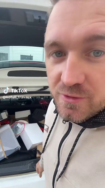 Améliorer le rangement dans ma voiture de fonction