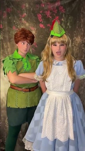 when NEVERLAND meets WONDERLAND #disneycosplay #peterpan #aliceinwonderland #cosplay #disney