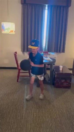 Introducing The Silent Basketball 4.0 – the ultimate basketball for silent, seamless practice anytime, anywhere. Ideal for use in houses and apartments, this revolutionary ball allows you to work on your handles without making a sound.OVER 40,000 Sold Globally. Key Features: Improved Bounce: Experience a superior dribbling feel with enhanced responsiveness. Extreme Durability: Engineered to withstand the toughest play, ensuring longevity. Soft & Quiet: The quietest basketball ever, perfect for i