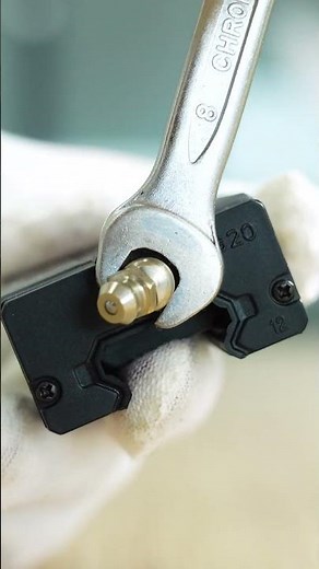 How to assemble the purchased linear guide accessories into finished products.