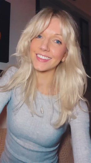 How deep is YOUR love?? 🤗 Getting so excited to be going ON TOUR next week in the USA! 🇺🇸🥰 Dates below & tickets via harrietsings.com 💋 🎶 FEBRUARY 5th, 6th, 7th - Salt Lake City, UT Murray City Cultural Arts SOLD OUT 9th - Phoenix, AZ Higley Center 11th - Woodlands, TX Dosey Doe - The Big Barn 12th - Waco, TX Waco Hippodrome 14th - Arlington, TX Arlington Music Hall APRIL 10th - Decatur, IL Lincoln Square Theater 11th - St Charles, IL Arcada Theatre 12th - Des Plaines, IL Des Plaines Theat