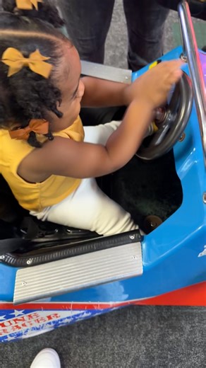 1K views · 37 reactions | 藍藍藍 she having skills | Yrn Jay | Facebook