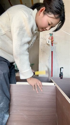 Board ceiling decoration construction 🦺 #ceilinginstallation