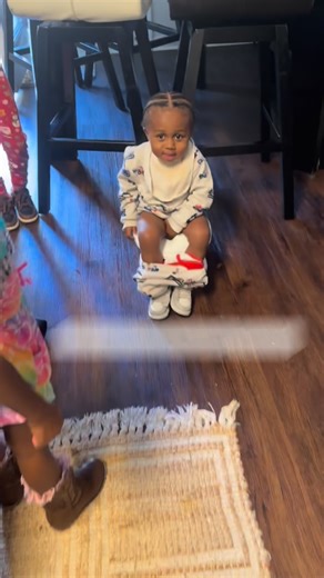 Atlanta Braider on Instagram: "Mom Life First potty success 🚽✨ Big boy things around here 🥹👏🏽 @la.salle9 #explorepage #fyp #exploremore #viral #fy"