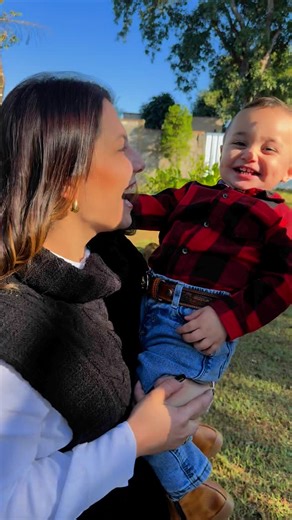 Casal Coti on Instagram: "Estamos prontos para primeira festa do Noah ❤️藍 #foryou #foryoupage #viral #familia"