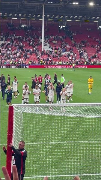 Millwall Take All 3 Points at Sheffield – Celebrations with the Away End 🙌