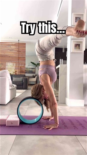 2 secrets to performing handstands!