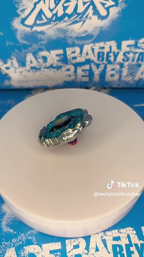 Beyblade Showcase: Blitz Striker 100RSF Details