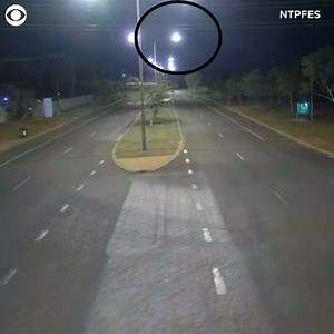 WATCH: Take a look at the moment what appears to be a meteor flies over a town in northern Australia Monday morning. Look for the bright blue flash, the video replays a few times. | CBS Colorado
