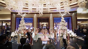 40K views · 1K reactions | Ushering in the holiday season with our annual tree lighting tradition. The festive season is indeed upon us! Visit https://www.solaireresort.com/heartoftheholidays to see the exciting things we have prepared for you! #SolaireHeartOfTheHolidays #SolaireExperience | Solaire Resort | Facebook