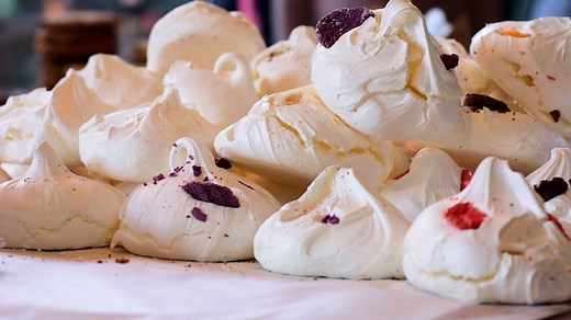 How Long Does Meringue Last - Cake Decorist