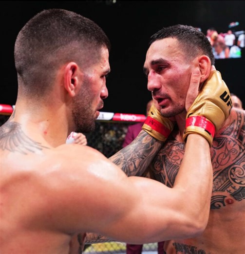 Ilia Topuria 🇪🇸🇬🇪 VS Max Holloway 🇺🇸 #mma #ufc #iliatopuria #maxholloway #holloway