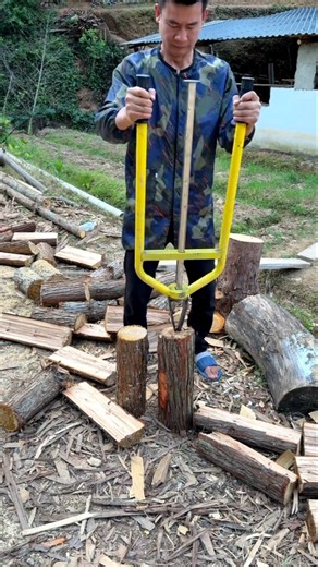 Safe & Easy Wood Splitting: Manual Inertia Slide-Hammer Log Splitter