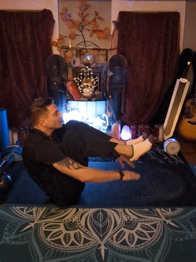 Ab workout with a Sauna Shirt ⏫ #abtrainer #abrollerchallenge #abripper