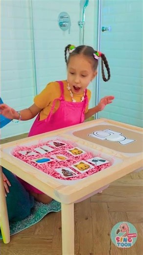 Toilet Adventures: What Makes the Flush List? 🚽💦