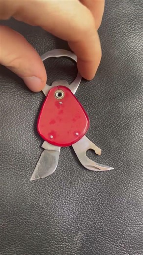 Old Key chain multi tool #bushcraft #survival #viral #fypシ #hunting #edc #keychain #blade #canopener