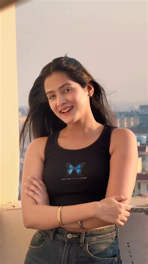 .Mikki.🌸 on Instagram: "Billo dekh dekh hassi java🥹❤️ . . . #reels #explore #trending #trendingreels #foryou"