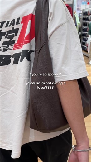 Short Girl vs Tall Guy: A Hilarious Contrast