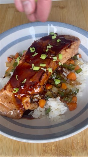 Salmón con salsa hoisin 🐟