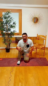 147K views · 2.7K reactions | Hanches et genoux raides avec des douleurs, de l’arthrose, la capsulite rétractile ou l’algo neuro dystrophie. Les exercices pour aller mieux ! #genou t’as mal où ? | Gilou t'as mal ou ? | Facebook