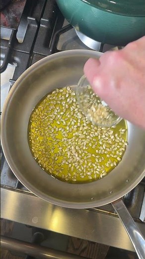 How to Make Perfect Popcorn with No Shaking