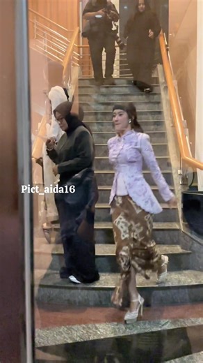 Freya JKT48: Momen Menarik di Acara Awards 2025