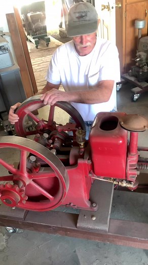 #vintage #hit&miss #engines #classic #oldschool | Classic Cars And Trucks