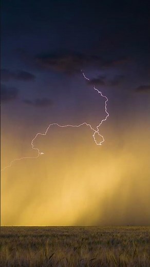 Amazing Lightning Storm in Colorado