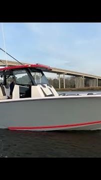 2024 Fountain 32 NX Walkthrough