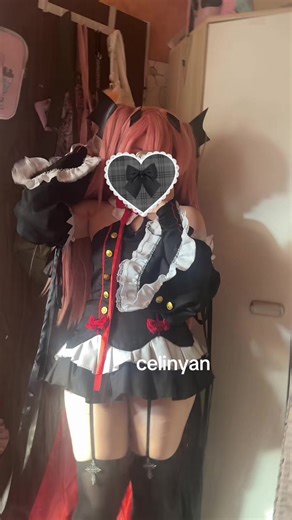 Krul Tepes Cosplay: Owaren no Seraph (Seraph of the End)