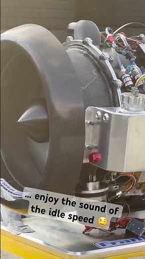 Let‘s enjoy the sound of the turbofans idle speed