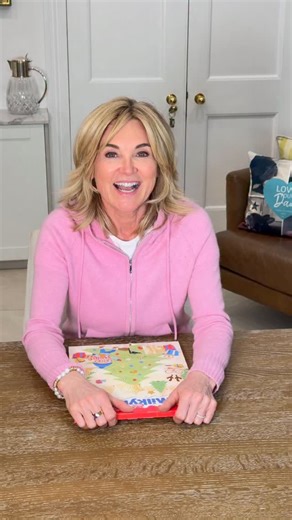Anthea Turner on Instagram: "Happy 1st of December 💫🎄 Zip up hoodie @marksandspencer"