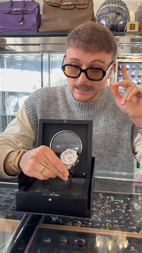 Juwelier Fine Art on Instagram: "Hublot BigBang Ref. HU.301.11.4 44mm Automatik 950/- Platin ca. 205g Factory Diamanten Full Set 2011 LC100"