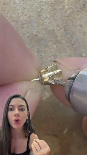 Jewelry cleaning #piercingcleaning #piercing #earcleaning #jewelrycleaning #safepiercing #jewelry...