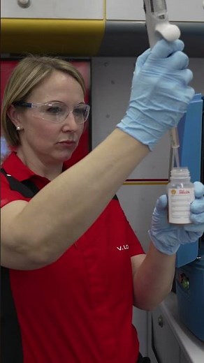 #charlesleclerc & #carlossainz #scuderiaferrari #shellmotorsport #formula1 #f1