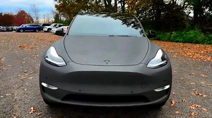 新车鉴赏，实拍2023款全新特斯拉Model Y内外部细节静态展示！