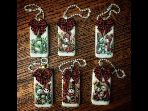 Christmas Keychains from Dominoes - Quick Gifts for Friends