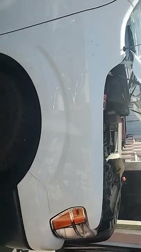 2018 nissan nv2500 4.0l crank position sensor location