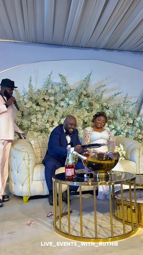 Stunning White Wedding Highlights of a Beautiful Bride