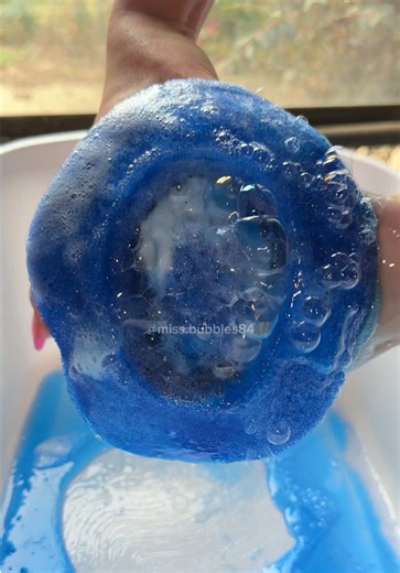 quick squeeze today 🦋💙 a&h liquid saved laundry paste shaved epsumil laundry bar (SMELLS HEAVENLY) hope yall love! 💋 i’m going to be posting a new request line on my page tonight. please comment/re-comment request. very hard to keep up with them all so i’d love them to all be in one place so i can get to them all! 💗 #cleantok #spongesqueezing #laundrytok #asmr #laundrypaste