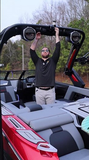 The Most Luxurious 22' Wake Boat | 2024 MasterCraft X22
