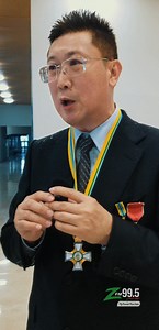 151K views · 7.5K reactions | ️ Honoring Excellence! Catch a brief interview with Mr. John Abba, proud recipient of the 2025 Independence Honors and Awards.  He shares his thoughts on receiving this national recognition and his message to the people of Solomon Islands. #independenceday2025 #solomonislands #ZFM | ZFM 99.5 My Favourite Music Station | Facebook