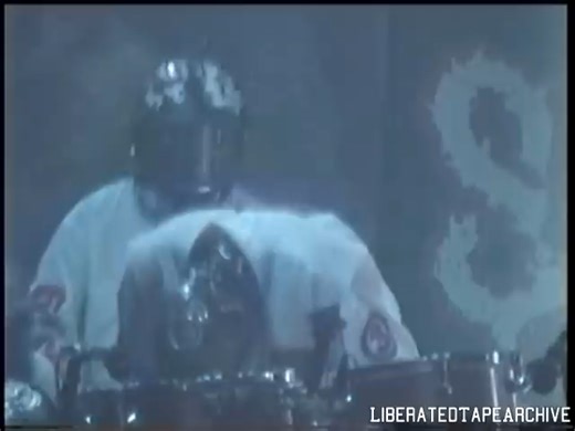 Slipknot LIVE COMPLETE SHOW Sioux Falls SD July 7th 2000 SBD