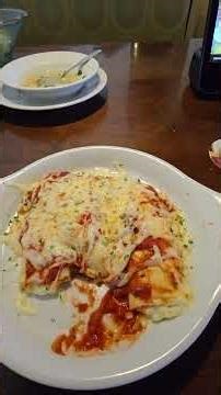 Is Olive Garden's Four Cheese Manicotti actually good? #olivegarden #mukbang #shorts