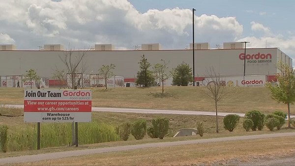 Worker hospitalized after pallets fall on him at food distribution warehouse in Findlay Township