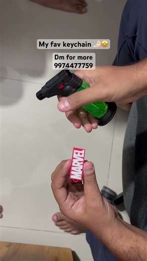 3D Printed Marvel Keychain live #Marvel #3DPrinted #Keychain #Superhero #3DPrintArt #3DKraft