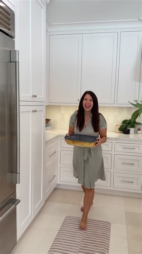 Samantha Vanderpool | The real star of dinner tonight is my Tupperware Voila™ Glass. I can prep, bake, serve, store, and reheat our dinner all in the same dish.... | Instagram